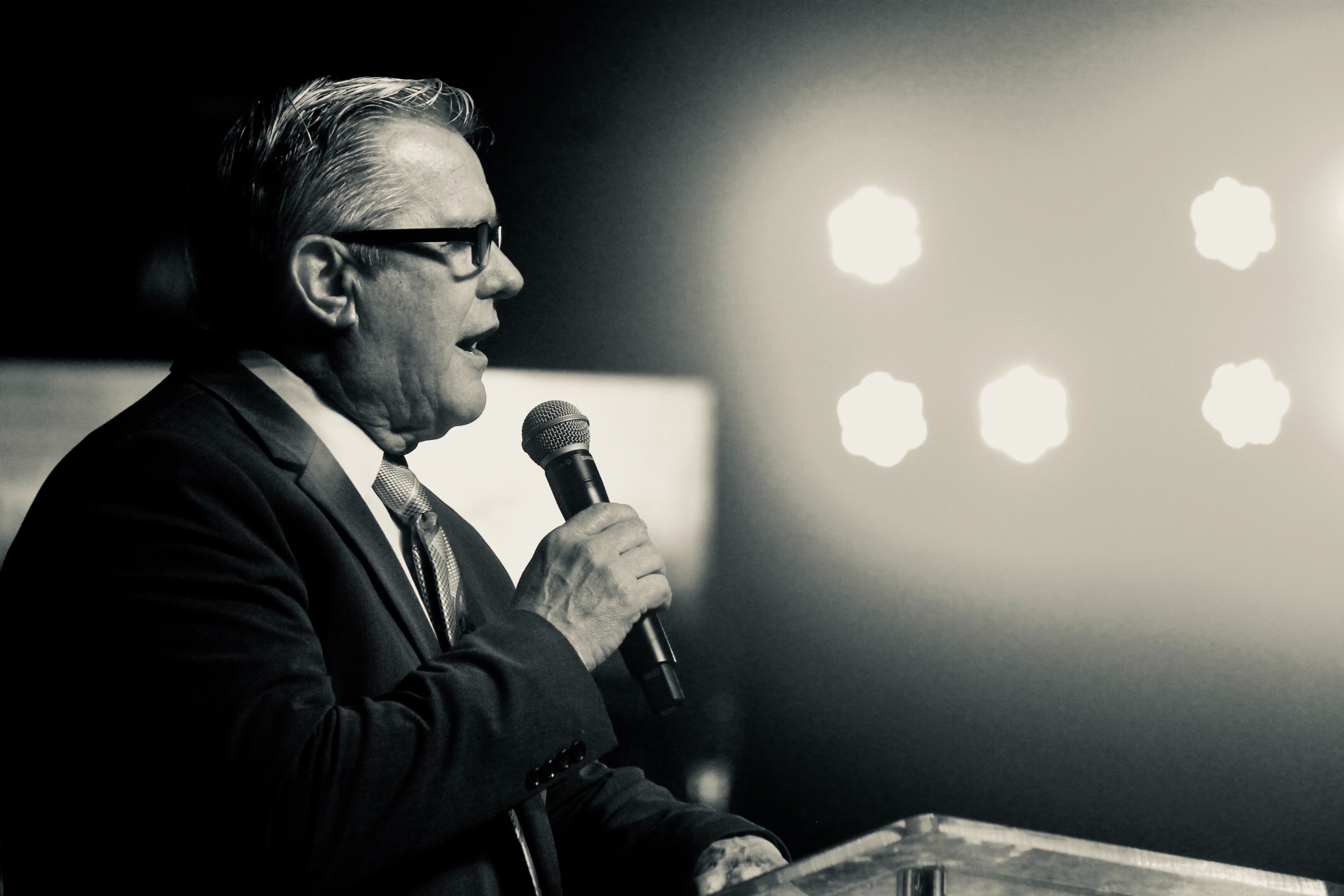 Public Speaking with gravitas